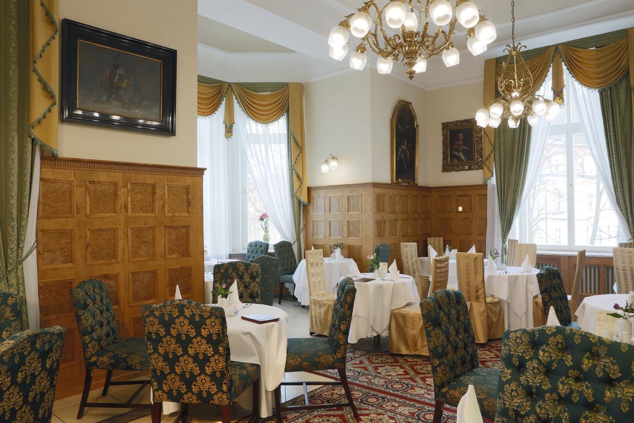 Bristol Kralovska Vila Karlovy Vary Bagian luar foto